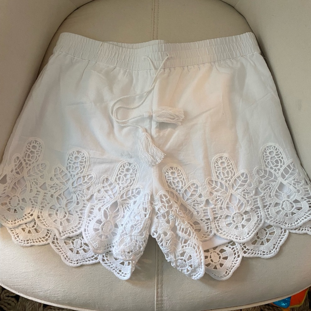 IMPERIAL STAR girls shorts w/ lace